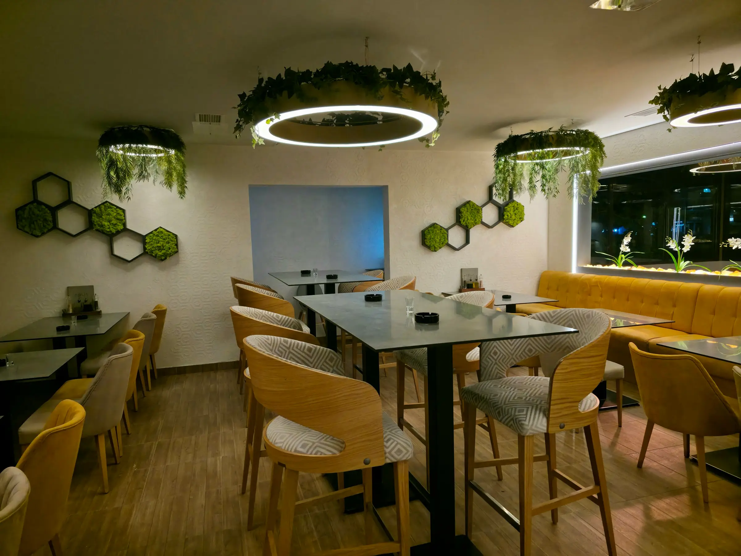 RESTORAN AQUA — fotografija 3